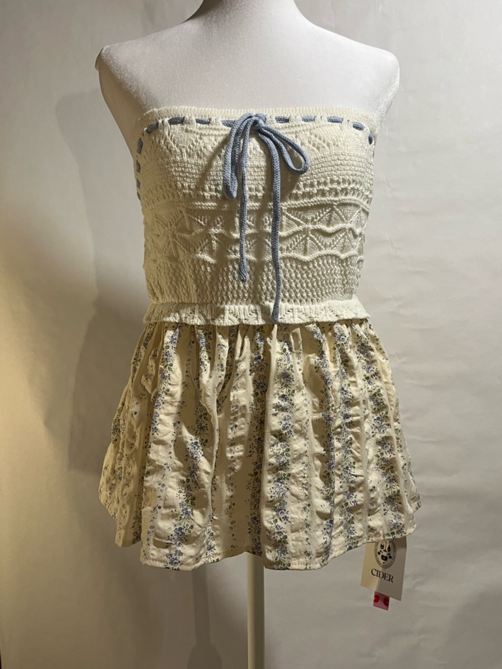Cider Cream Top with Pale Blue Accents